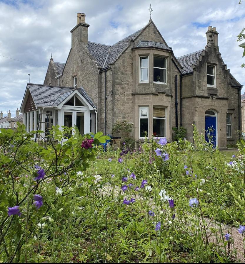 Glen Lyon Lodge Bed And Breakfast 奈恩 外观 照片