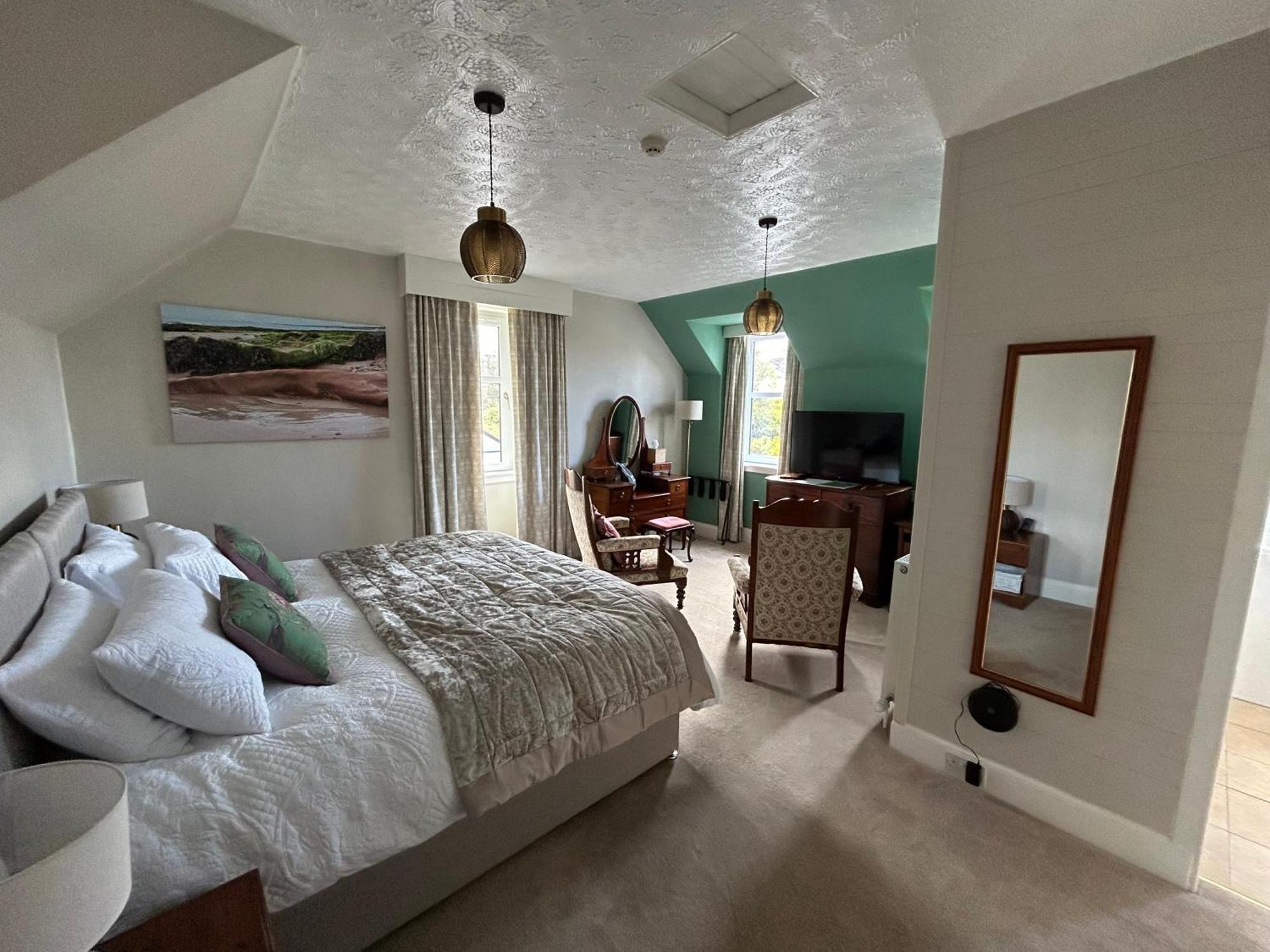 Glen Lyon Lodge Bed And Breakfast 奈恩 外观 照片