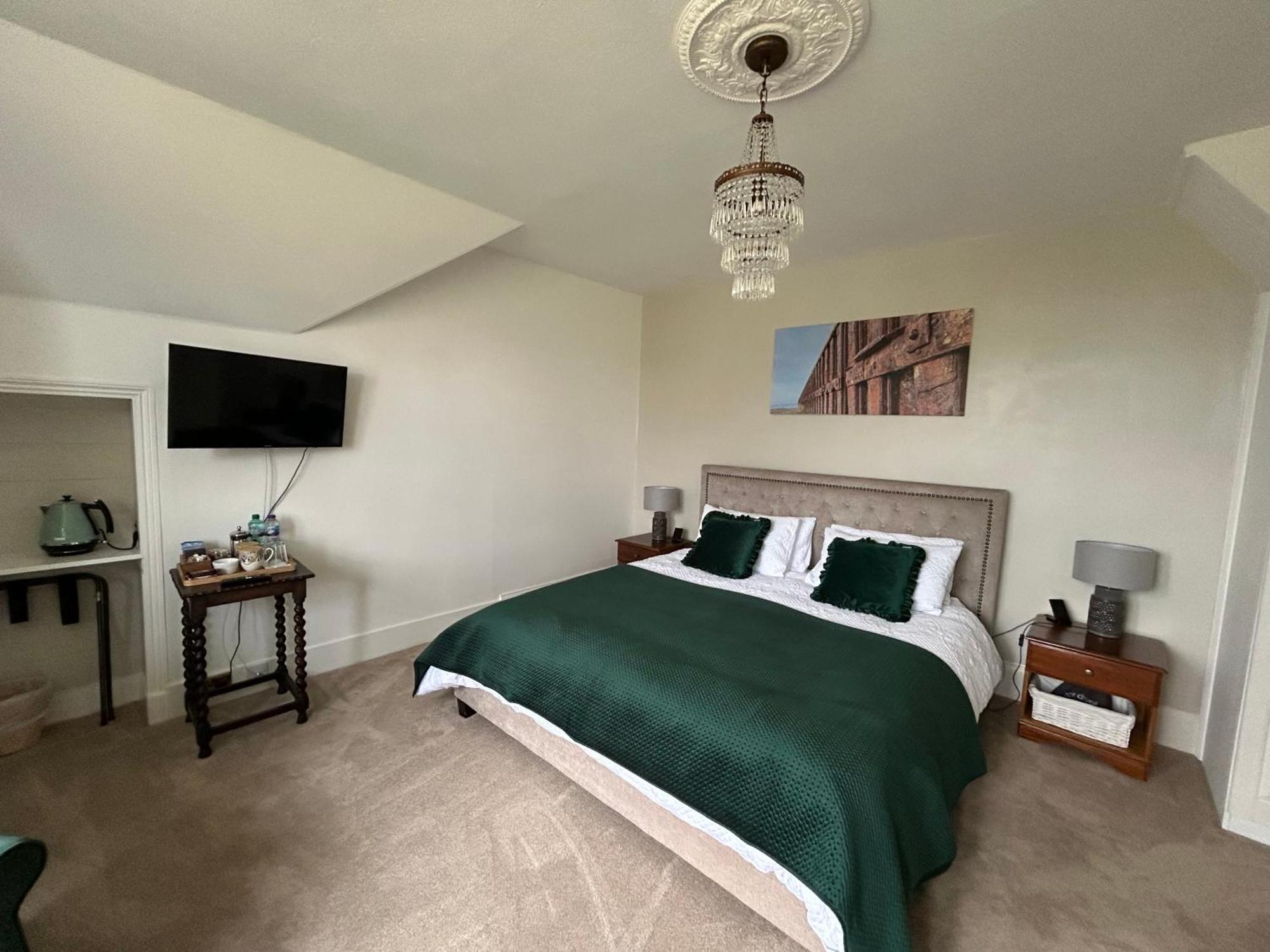 Glen Lyon Lodge Bed And Breakfast 奈恩 外观 照片