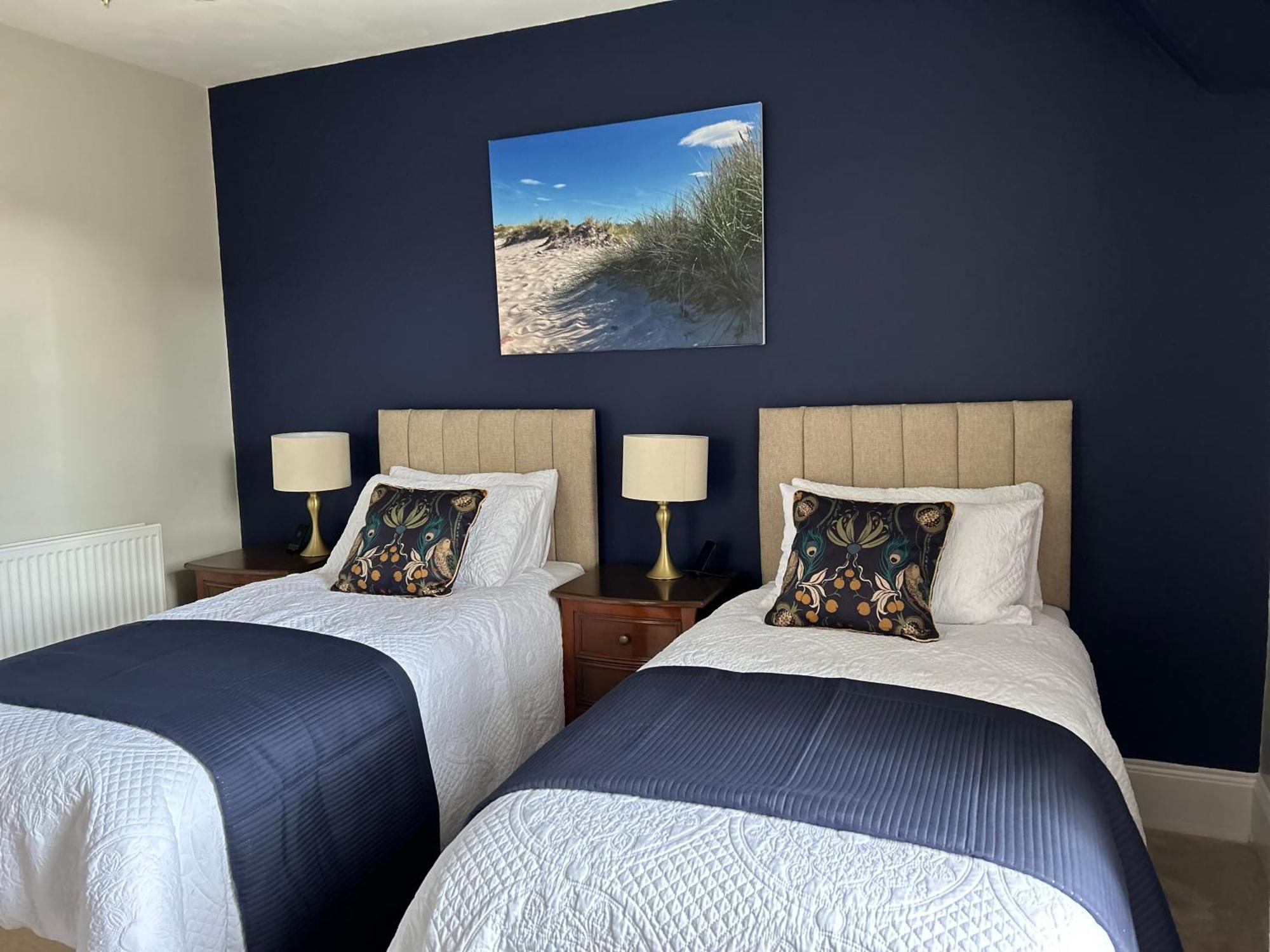 Glen Lyon Lodge Bed And Breakfast 奈恩 外观 照片