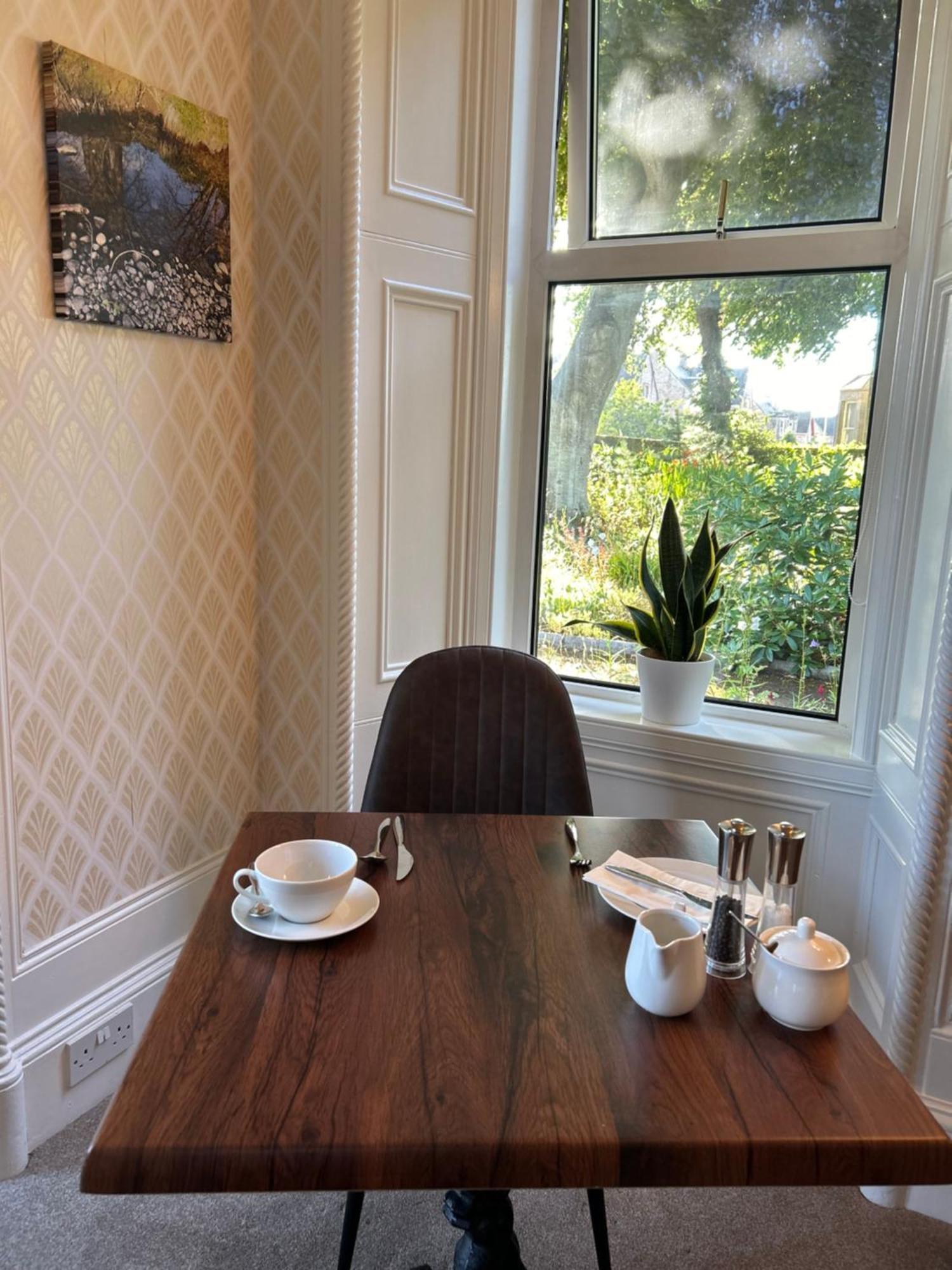 Glen Lyon Lodge Bed And Breakfast 奈恩 外观 照片